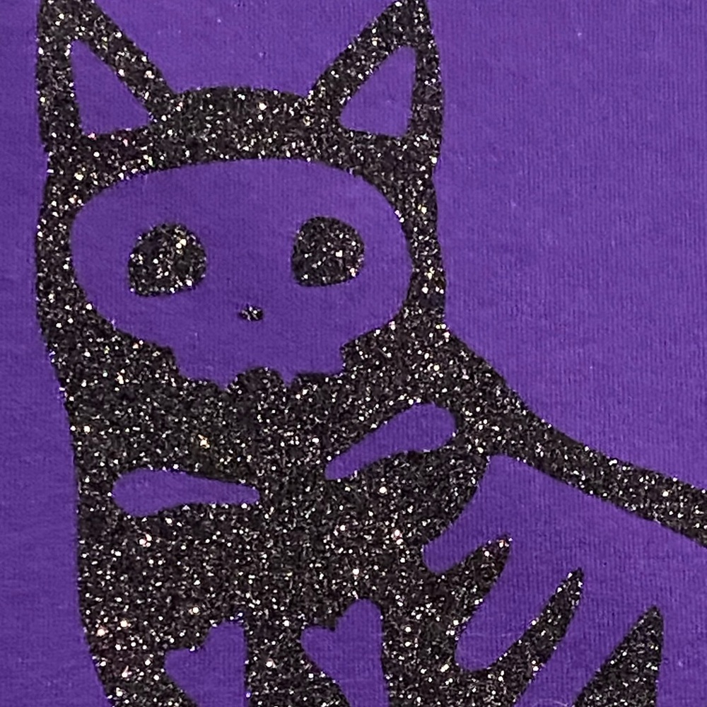 Halloween Skeleton Cat Tee t-shirt Small bones purple black glitter funny